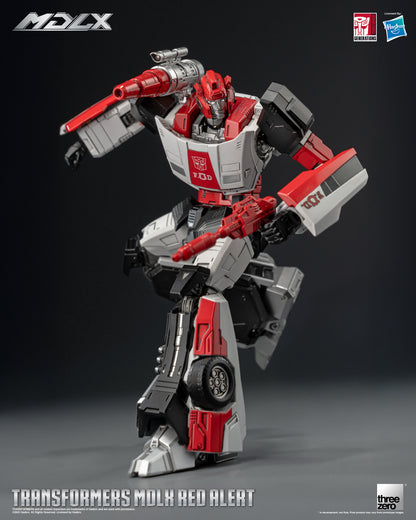 [PRE-ORDER] Transformers MDLX Red Alert